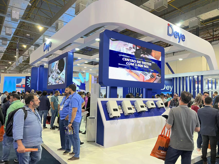 Deye auf der Ausstellung Intersolar South America