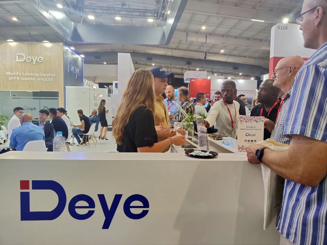 Deye glänzt bei Solar & Storage Live Afrika mit innovativen Energielösungen